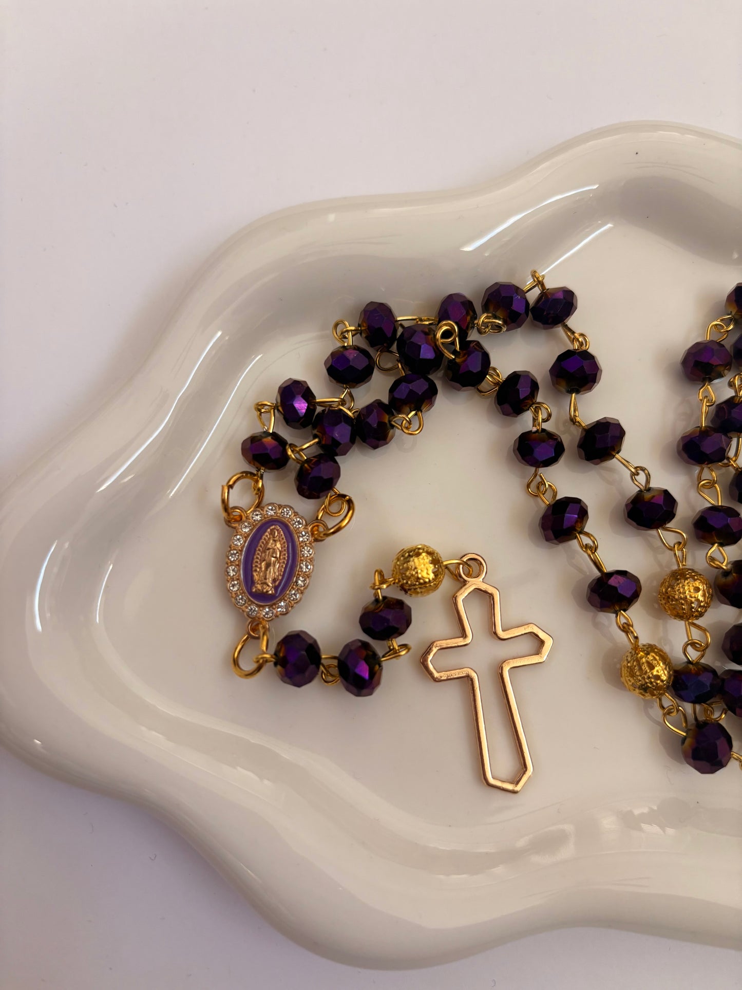 Corazón de Bonita "Violeta de Fe" Rosary