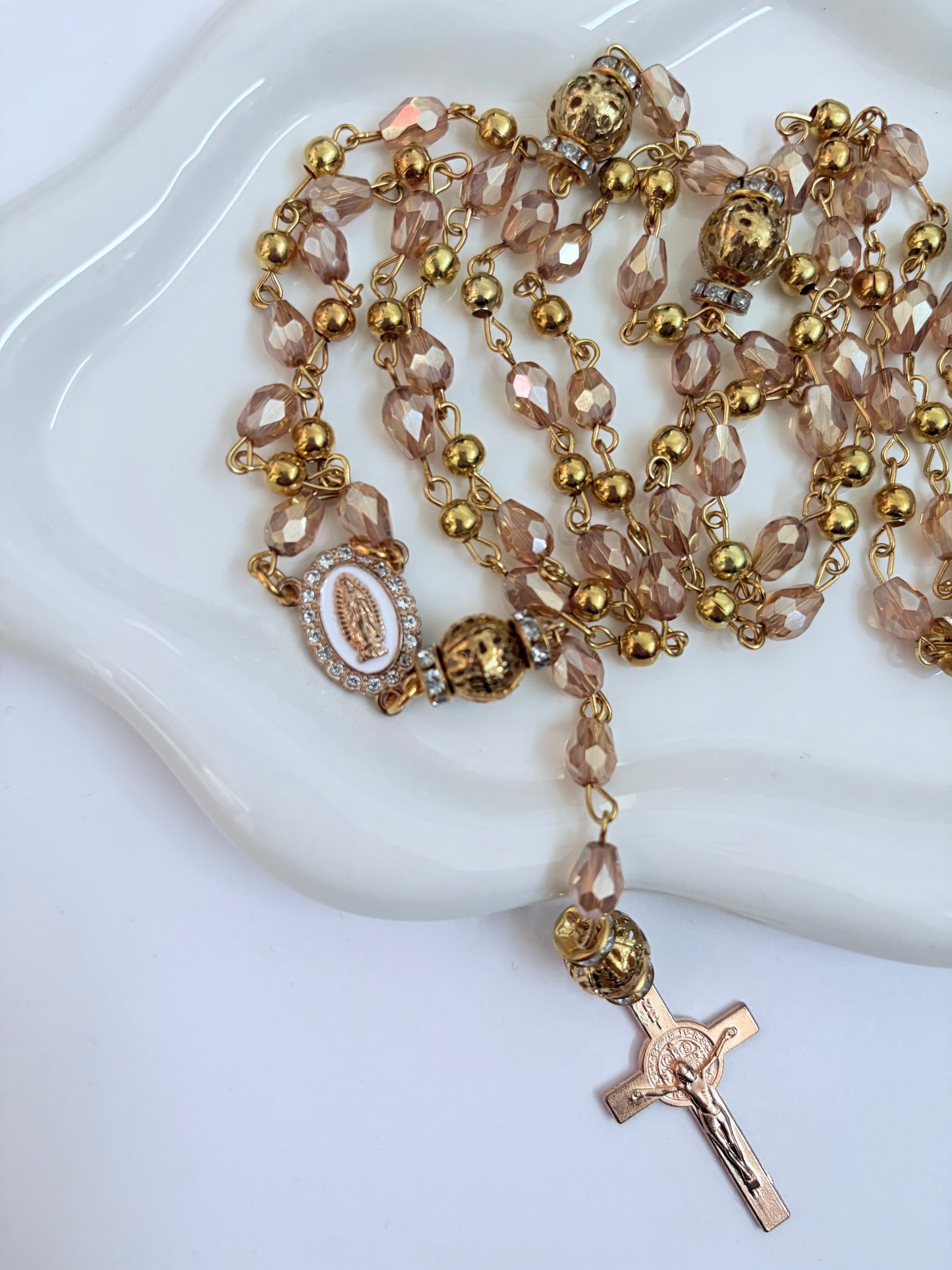 Corazón de Bonita "Perla de Luz" Rosary